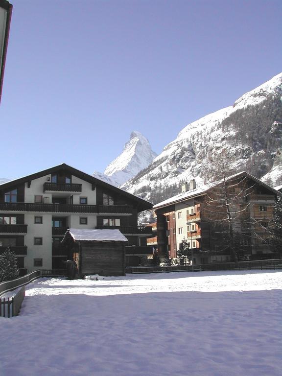 Haus Arbgrat Apartamento Zermatt Exterior foto